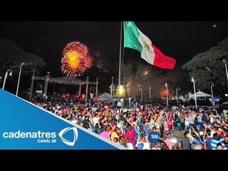 Miles de familias se reúnen en el Zócalo para festejar la Independencia de México