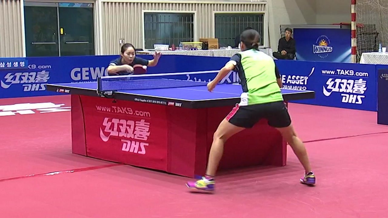 삼성생명-인삼공사, 실업탁구 챔프 1차전 승리 / YTN