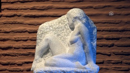 Arzum Onan'ın 'Kadın' sergisi açıldı - İSTANBUL