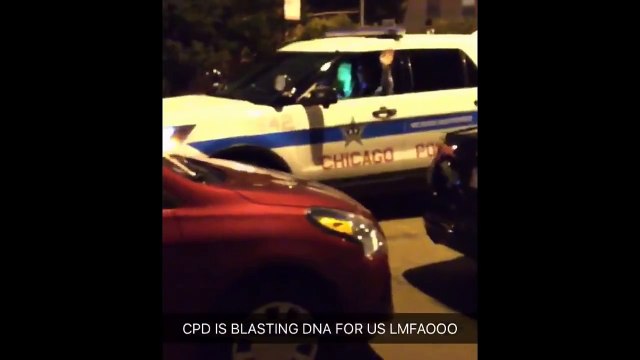 Chicago Police Blasting BTS Song at outside United Center for the ARMYs in the line ~~