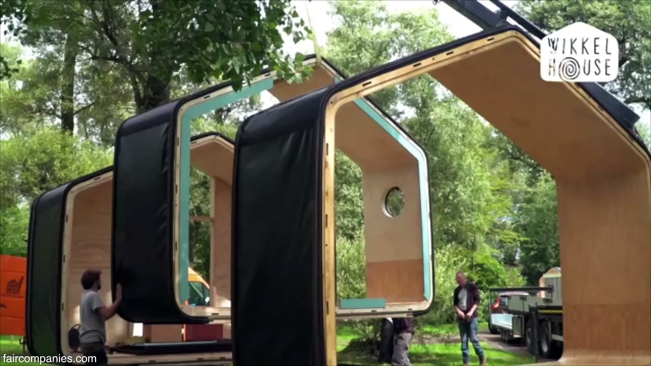 Wikkelhouse: pick your modular segments & click them together