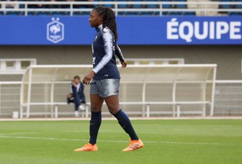 Equipe de France Féminine : une journée bien remplie I FFF 2018