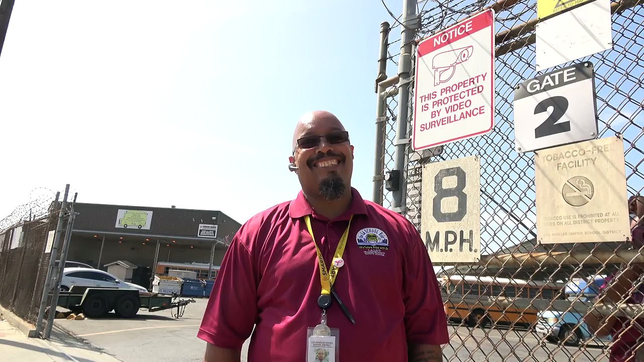 1st AMENDMENT AUDIT... GO ACROSS THE STREET