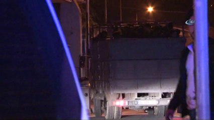 Bağcılar’da kamyon kasasında 42 Pakistanlı mülteci yakalandı