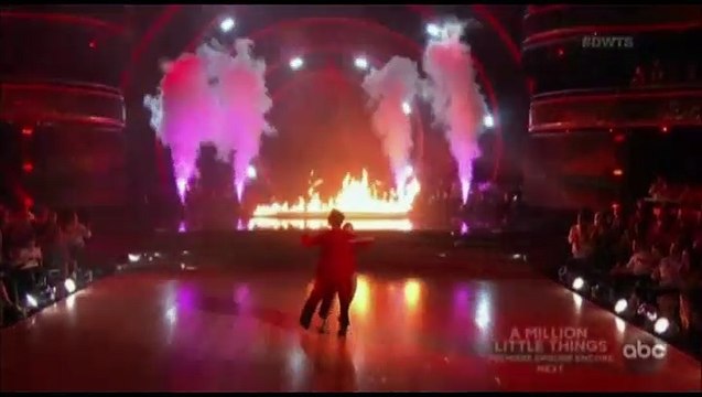 Milo Manheim & Witney Carson - Tango