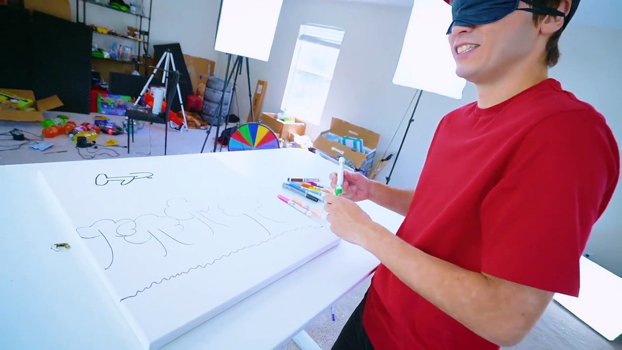 DESAFIO DO DESENHO CEGO ☆ 2 ☆