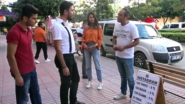 Adana'da 38 yaşındaki bir girişimci sokakta takipçi ve beğeni satıyor