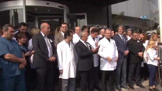 Hastası Tarafından Öldürülen Doktorun Anısına Tören Düzenlendi