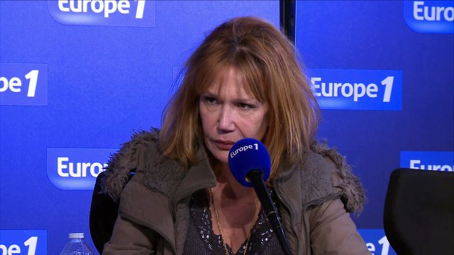 Clémentine Célarié, sur son baiser à un jeune séropositif en 1994 : C'est lui le héros, pas moi !