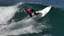 Adrénaline - Surf : Johanne Defay brille lors du premier jour du Roxy Pro France 2018