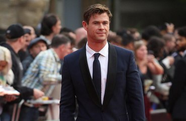 Chris Hemsworth se siente 'asqueado' por sus niveles de riqueza