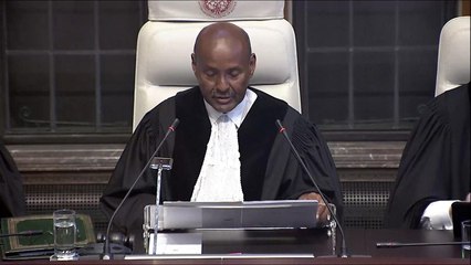 محكمة العدل الدولية تعلق بعض العقوبات ضد إيران