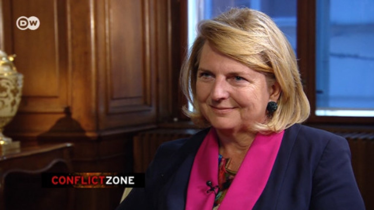 Танцы с Путиным на свадьбе: самое жесткое интервью главы МИД Австрии - Conflict Zone на русском