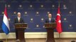 Dışişleri Bakanı Çavuşoğlu ve Hollanda Dışişleri Bakanı Blok Soruları Cevapladı (1)