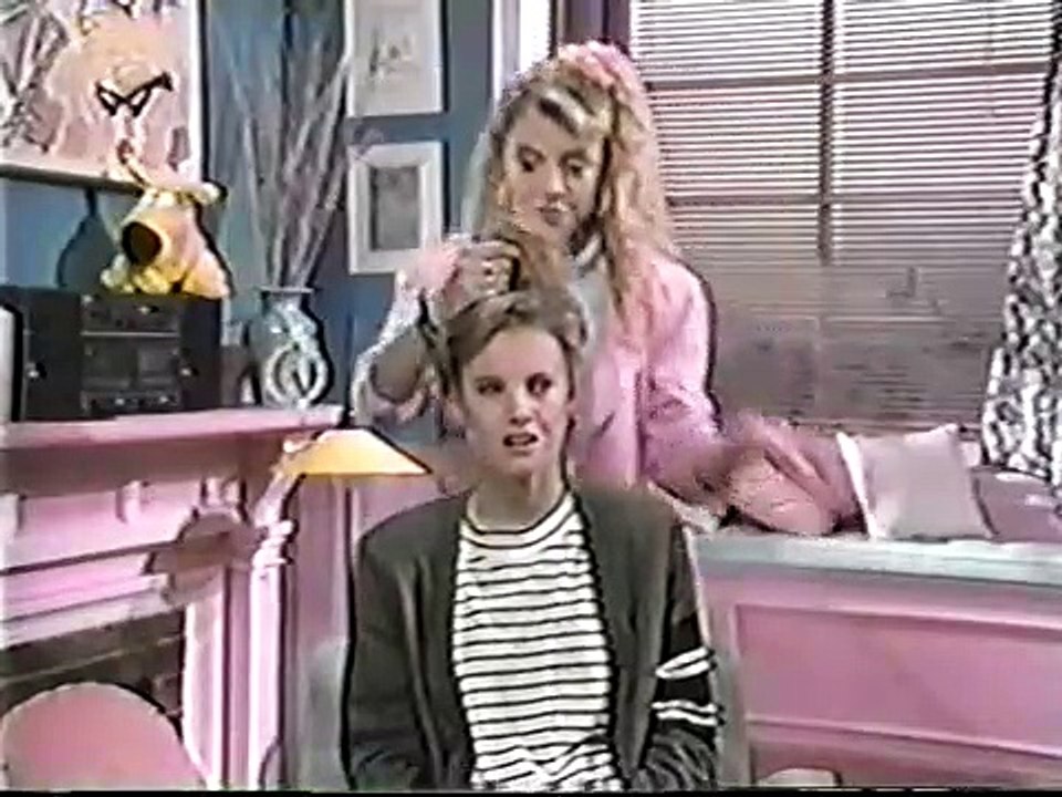 Out Of This World S03E17 Evie's Magic Touch