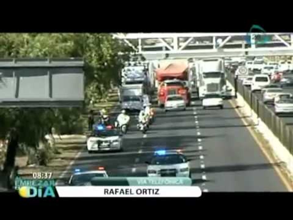 Transportistas se unen para bloquear autopistas hacia el DF