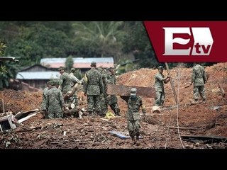 Enrique Peña Nieto visitó el poblado de La Pintada / Titulares, con Pascal Beltrán