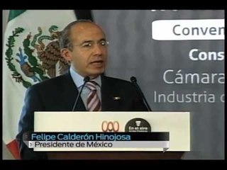 Felipe Calderón pide mesura a los medios de comunicación