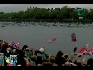 Majestuoso desfile naval en honor a la reina Isabel II