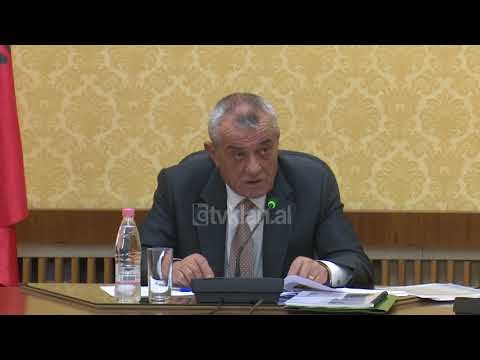 Vetting-u i politikes shkon ne Venecia