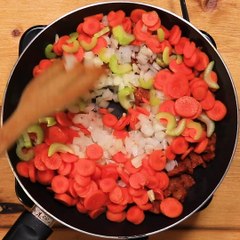 Easy chorizo and cornbread stuffing