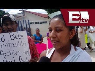 Mujer indígena da a luz en la calle, frente a hospital de Ayutla / Titulares, con Pascal Beltrán
