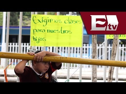 Oaxaca inicia ciclo escolar / Titulares de la Tarde