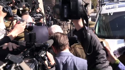 Arzobispo de Santiago guarda silencio ante fiscalía