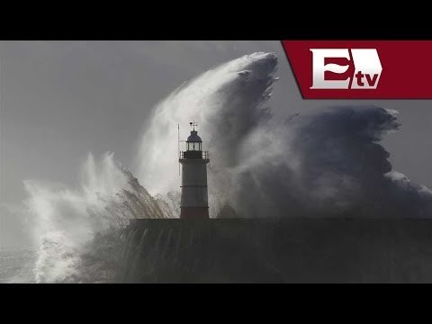 Europa se mantiene en alerta roja por tormenta; Suman 14 muertos / Global, con Paola Barquet