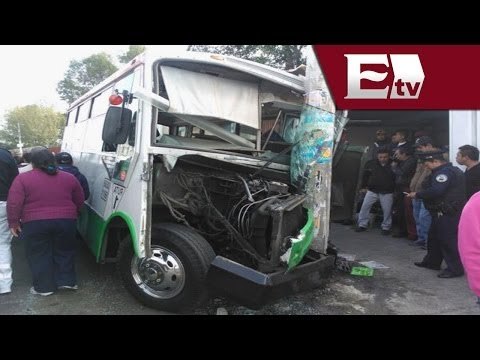 Choque de microbús contra poste deja 20 lesionados / Desde la Redacción