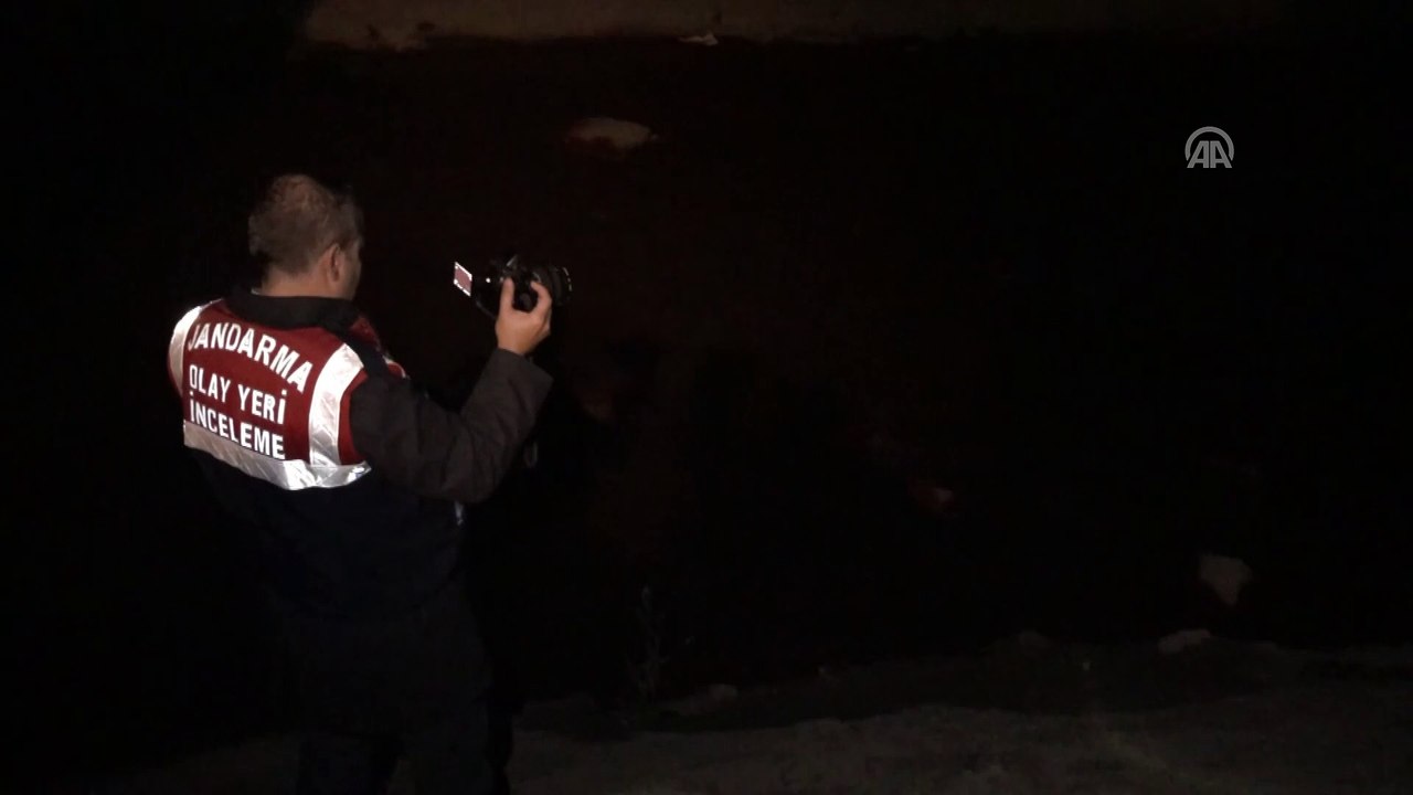 Kimyasal atık nedeniyle dere 'kırmızı ve pembe' akıyor - Dereden numune alındı - TEKİRDAĞ