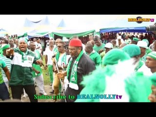 Pete Edochie Perfoms Live In Concert