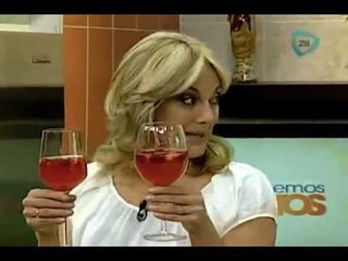 Cocinemos Juntos-Gelatina de vino blanco con frambuesas