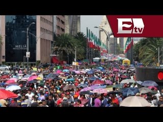 Video herunterladen: Senadores presentan iniciativa para regular marchas en el país / Mario Carvonell