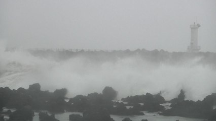 가을 태풍 '콩레이' 경로...2년 전 '차바'와 닮은꼴 / YTN