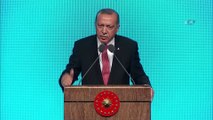 Cumhurbaşkanı Erdoğan:'Şimdi çıkmış ezandan Kur'an'dan bahsediyor. Sen ne anlarsın ezandan Kur'an'dan? Sadece milleti aldatmak için bir taraftan ezan Kur'an diyeceksin'