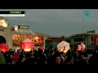 Globos de cantoya cubren el cielo mexiquense