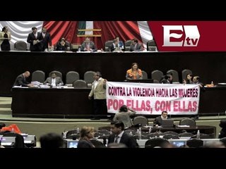 Diputadas condenan violencia contra las mujeres / Titulares con Vianey Esquinca