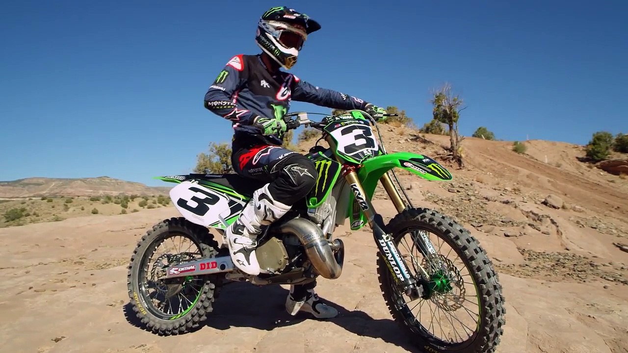 Dirt Shark- TwoMac Ft. Eli Tomac on Two Stroke 2018