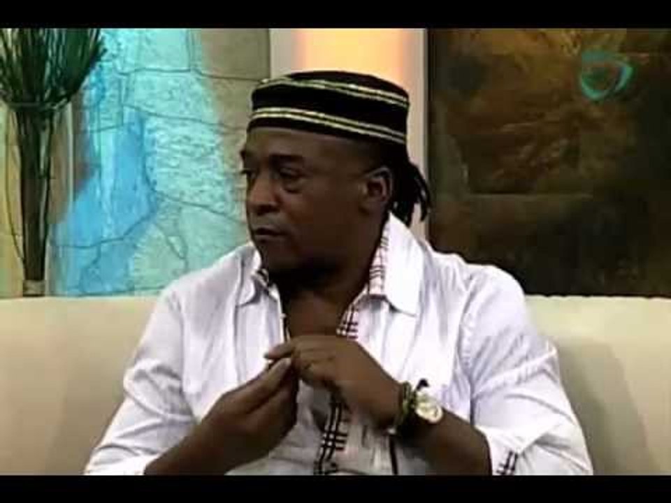 ¡Nuestro Día! Babalawo Ikarete nos habla de santería