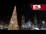 Árbol navideño ilumina las calles del Centro Histórico de México / Paola Virrueta