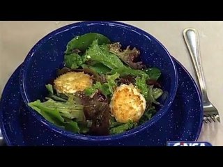 Cocinemos Juntos. Lechugas varias con queso de cabra tibio