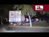 Roba tráiler y choca contra 14 vehículos en Cuautitlán / Titulares con Vianey Esquinca