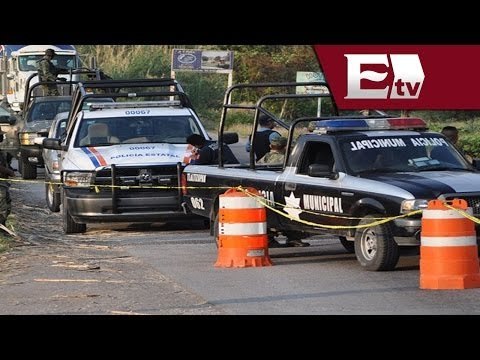 Investigan cuerpos decapitados en Michoacán / Titulares de la noche