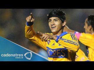 Alan Pulido tiene contrato con Tigres hasta 2016