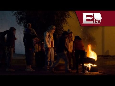 Sección 22 bloquea carretera de Oaxaca en rechazo al desalojo CNTE / Mario Carbonell