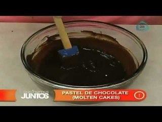 Pastel de chocolate (molten cakes)