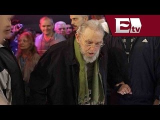 Fidel Castro aparece públicamente durante la inauguración de un Estudio de Arte /  Titulares