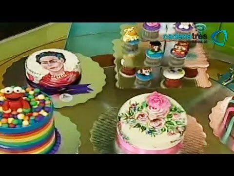 Receta de como preparar masa para el fondant y decorar pasteles paso a paso. Receta parte 1