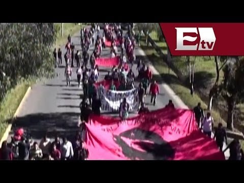 Normalistas bloquean avenidas en el centro de Zacatecas por marcha/ Titulares de la tarde